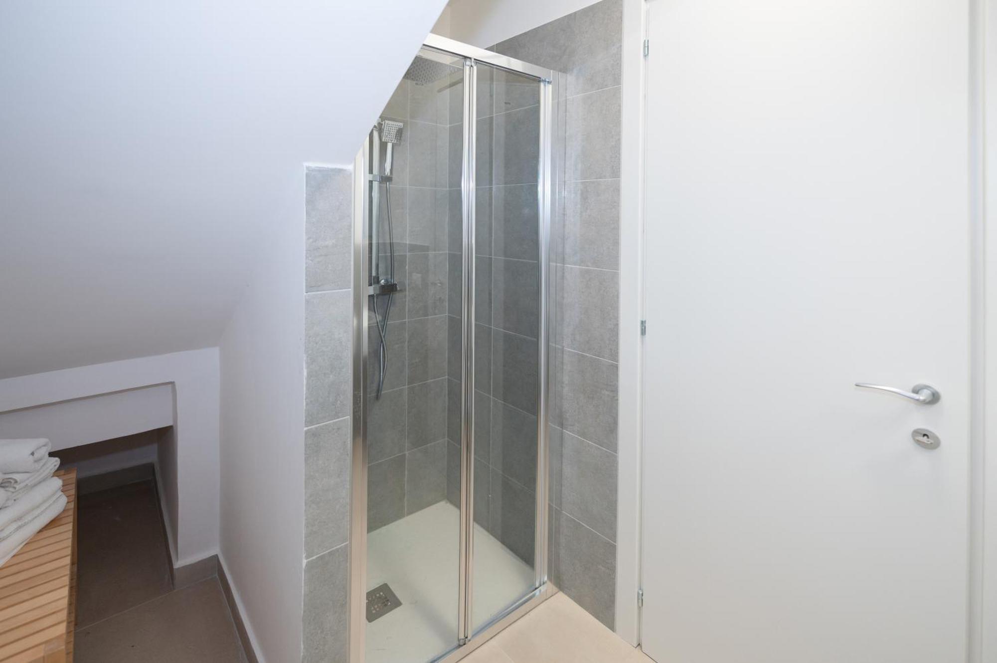 Apartahotel Gioia 13 & 5*