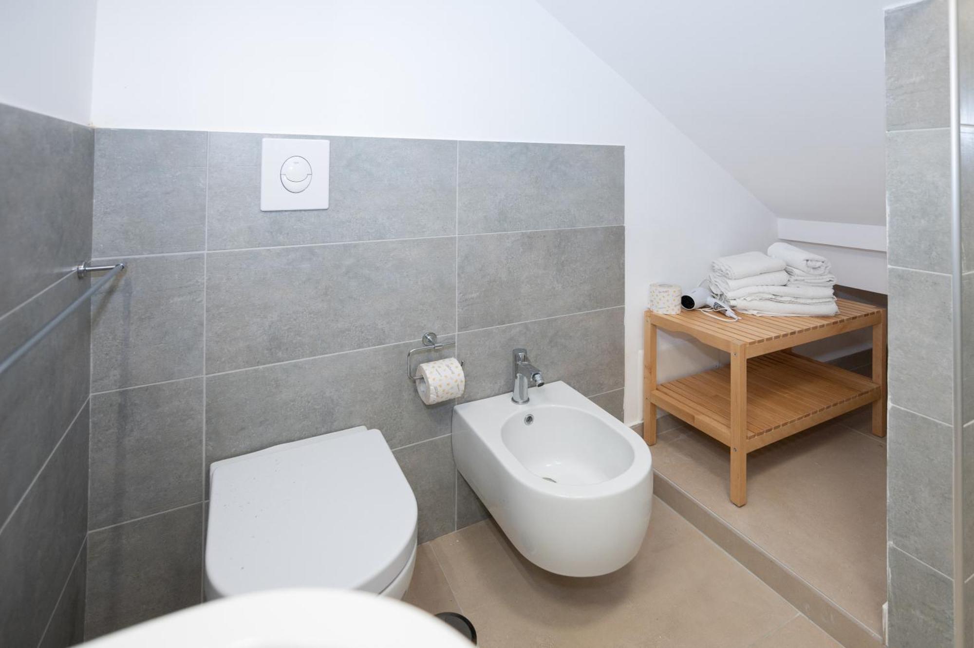 Gioia 13 & 5* Procida