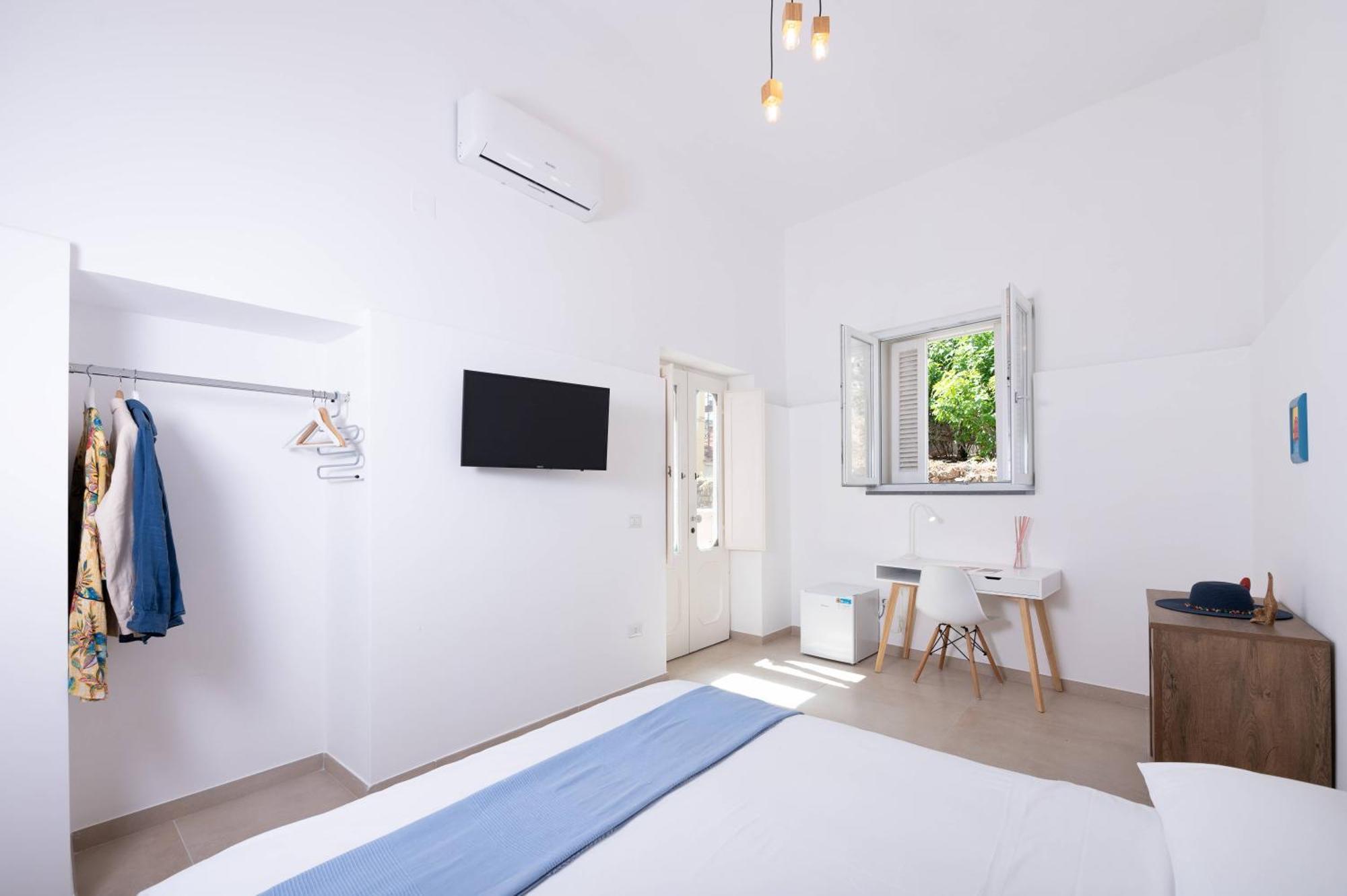 Gioia 13 & Apartahotel