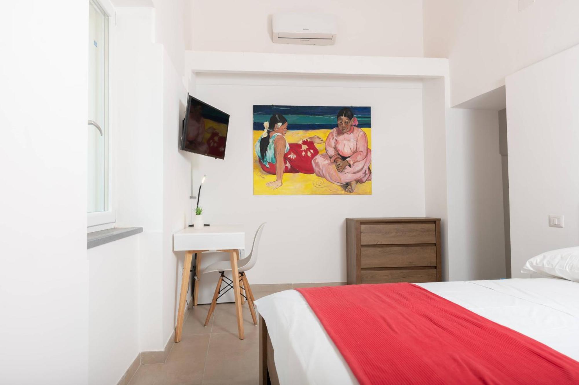 Gioia 13 & Apartahotel