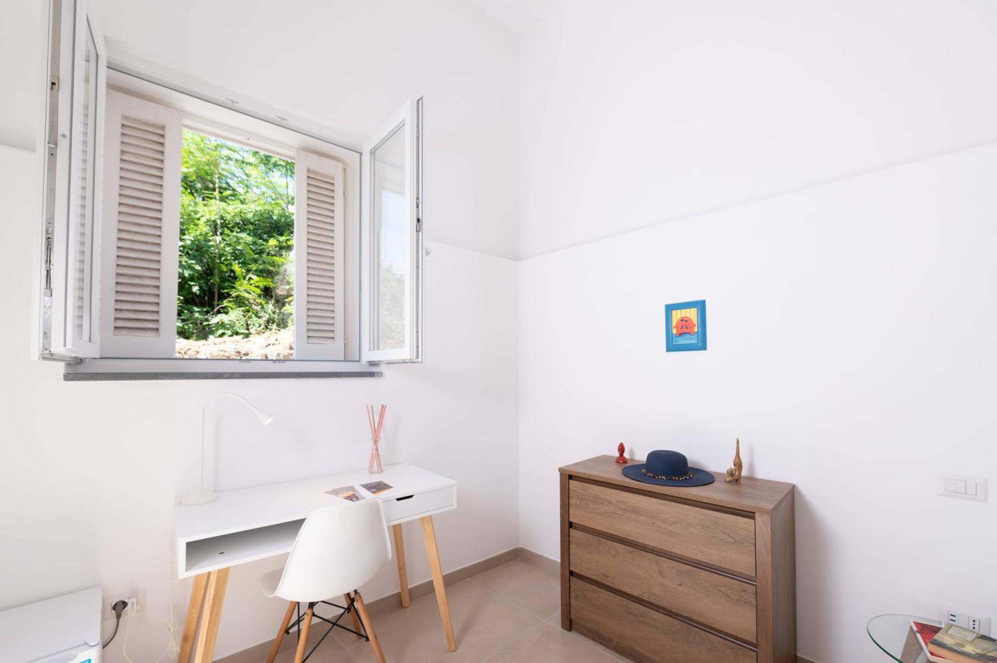 Gioia 13 & Aparthotel Procida